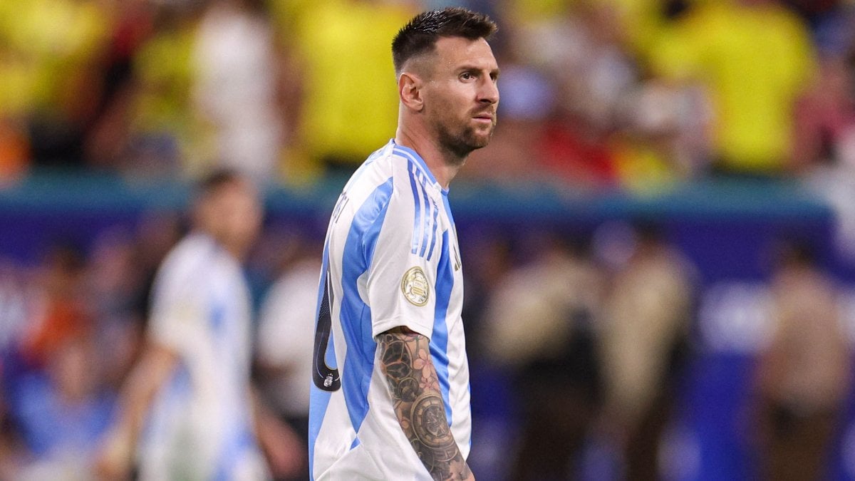 Avrupa futbolunun yıldızı Messi’nin yanına gitti! Rakip olacaklar…