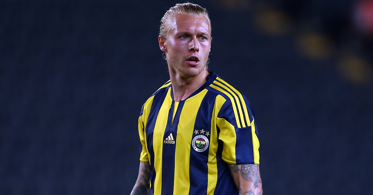 Fenerbahçe’nin eski stoperi Simon Kjaer futbolu bıraktı!