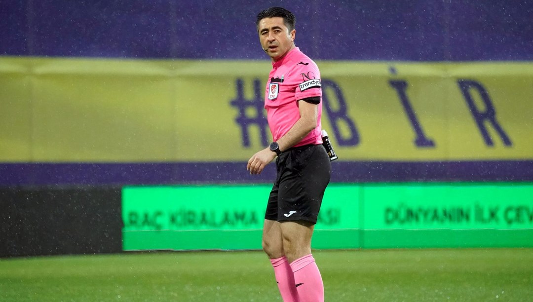 1. lig maÃ§Ä±nda hakemden hayati mÃ¼dahale: Futbolcuyu Ã¶lÃ¼mden kurtardÄ±