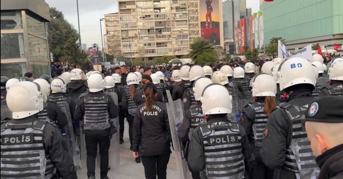 Şişli’de izinsiz gösteri yapan grubun yürüyüşüne izin verilmedi